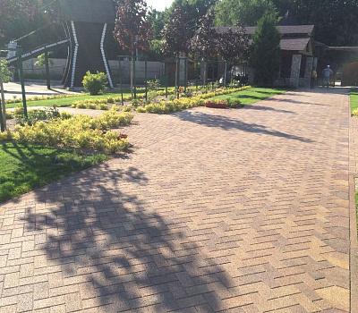 Вибропрессованная тротуарная плитка